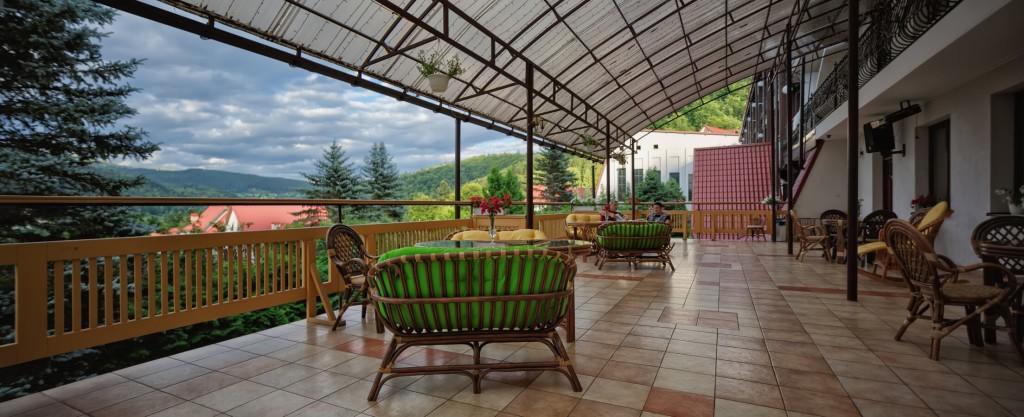 Hôtel Karpaty à Yaremtche Extérieur photo