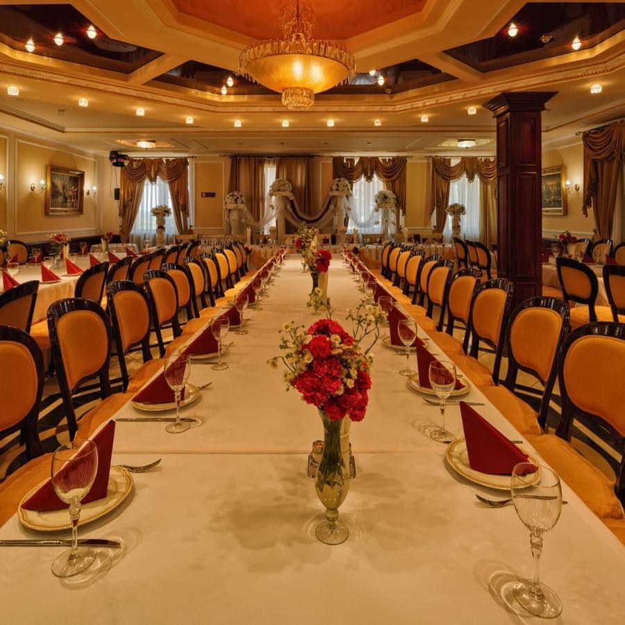 Hôtel Karpaty à Yaremtche Extérieur photo