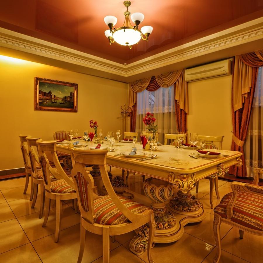 Hôtel Karpaty à Yaremtche Extérieur photo