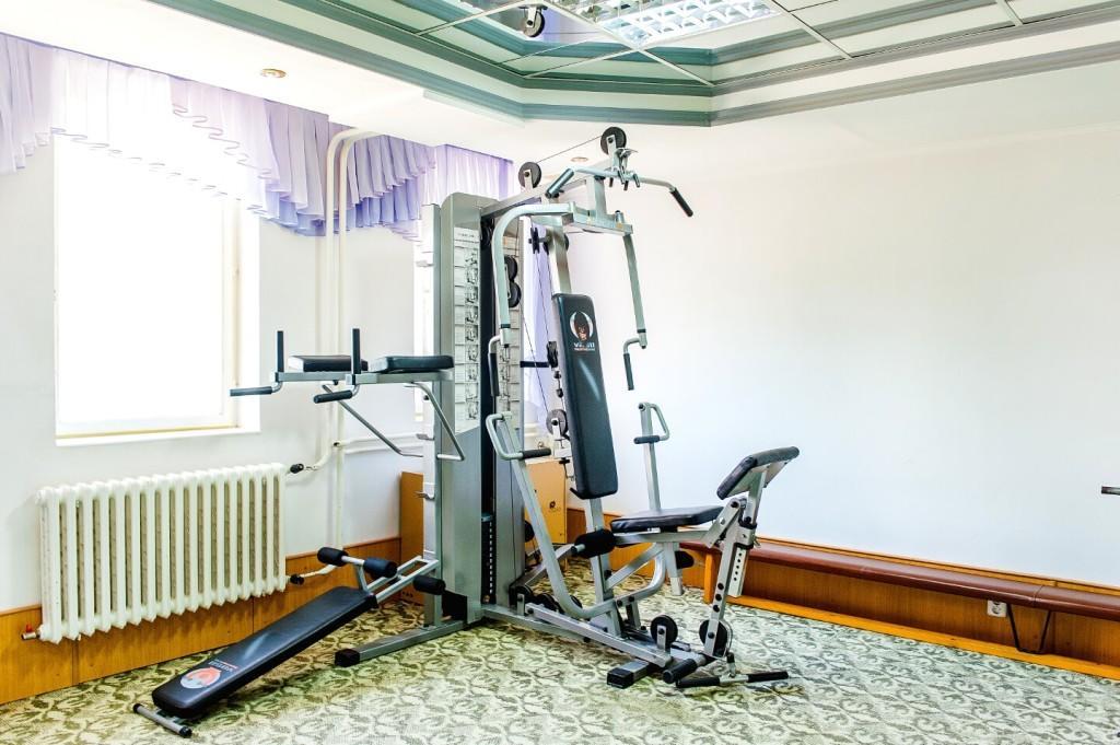 Hôtel Karpaty à Yaremtche Extérieur photo